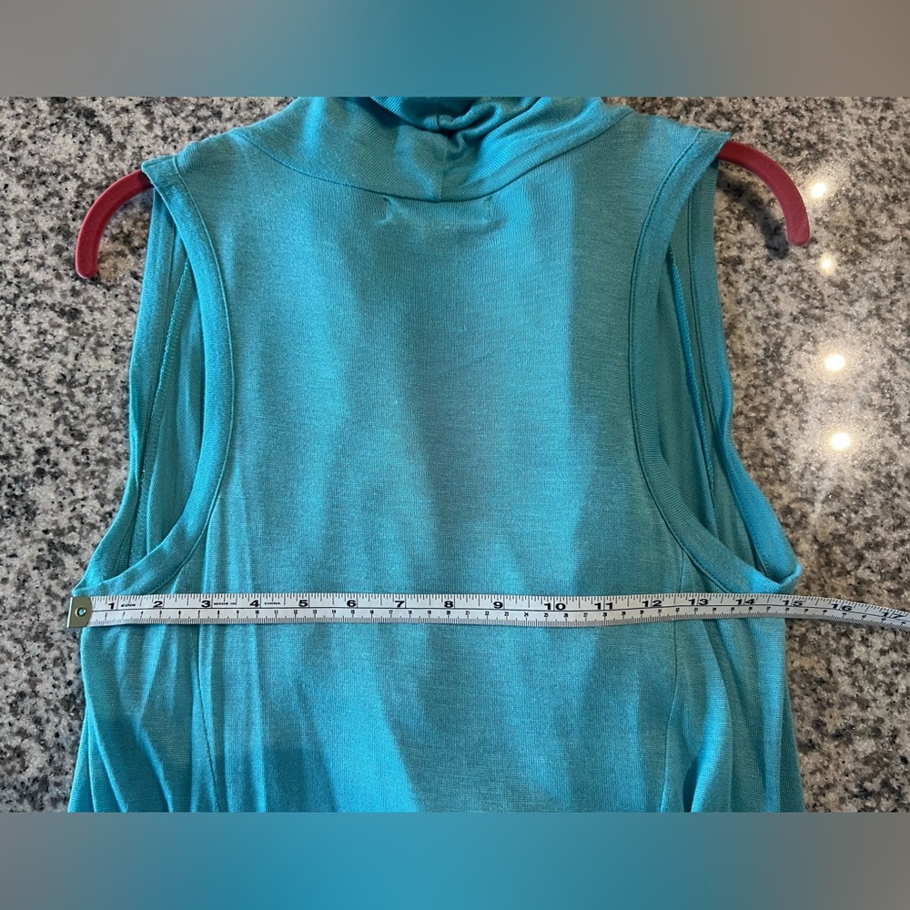 MICHAEL Michael Kors EUC Aqua Deep Cowl Neck Sleeveless Blouse with Pockets - Picture 2 of 4